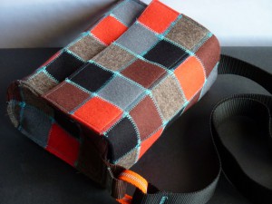 Handtasche, Modell "squares" aus feinem Filz