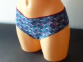 petrolfarbener, hipper und bequemer Slip aus Baumwolljersey mit Muster