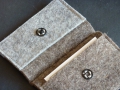 Visitenkartenetui aus Filz, Modell "Squares"