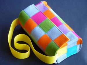 Read more about the article Handtasche Modell „squares“