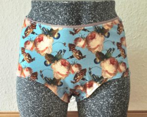 High Waist-Slip „Barocke Rosen auf himmlischem Blau“