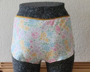 High Waist-Slip „Retroblümchen in Pastell“