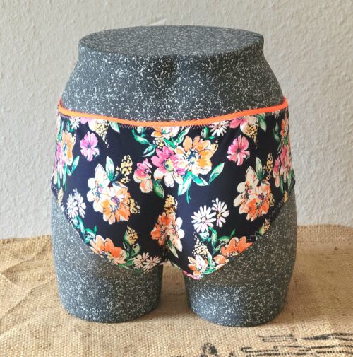 Hipslip "Flowers in the Night" – Bild 2