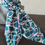 Viskoseschaltuch gemustert kühles Türkisgrün, Rosa, Creme