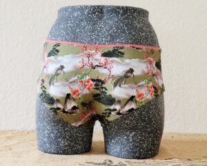 Hipslip „Japanese Landscape with Kois“